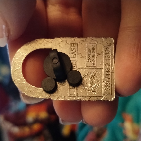 Disney Trading Pin Pluto limited release lock - Picture 2 of 2